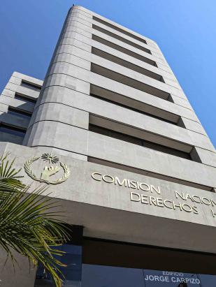 CNDH exhorta a autoridades del Edomex, FGR y SEDENA a cumplir con deuda pendiente con las víctimas del caso Tlatlaya