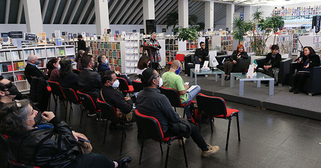 La presidenta de la CNDH, Rosario Piedra Ibarra, participó en la presentación del libro introducción a los derechos de las audiencias y a sus defensorías en México