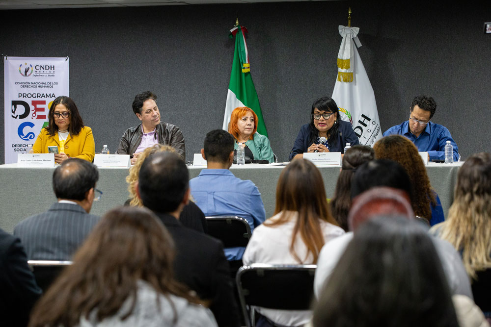 Inauguración y 1er día: Foro sobre los derechos económicos. DESCA