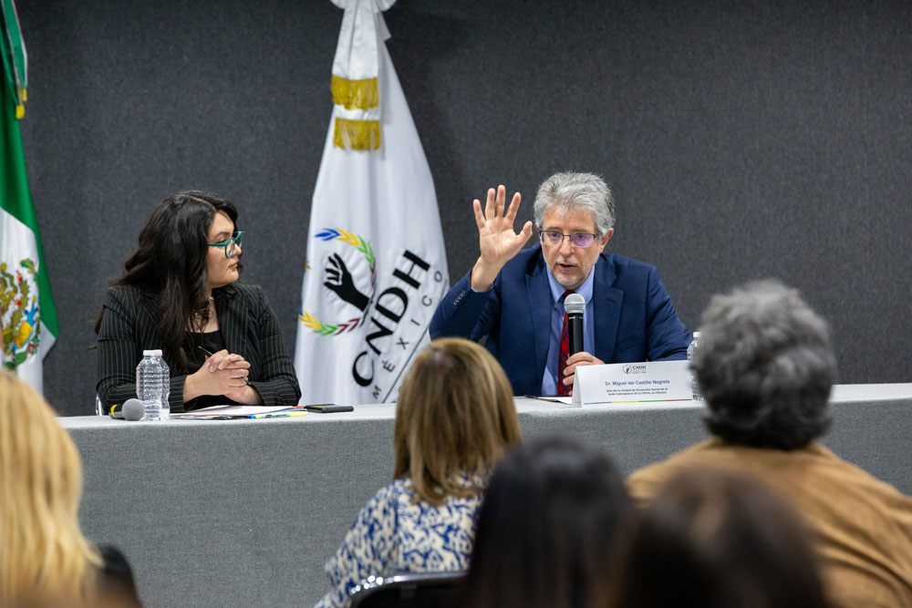 Inauguración y 1er día: Foro sobre los derechos económicos. DESCA