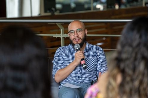 Presentación del libro: Contra las violencias