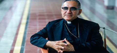 Nace Óscar Arnulfo Romero y Galdámez “La voz de los sin voz” Sacerdote defensor de los derechos de los pobres