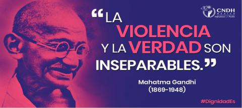 Mahatma Gandhi inicia su Movimiento de No Violencia