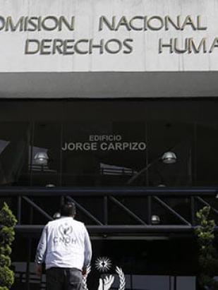  CNDH dirige recomendación a la FGR y a la FGE de Veracruz por la desaparición de tres personas